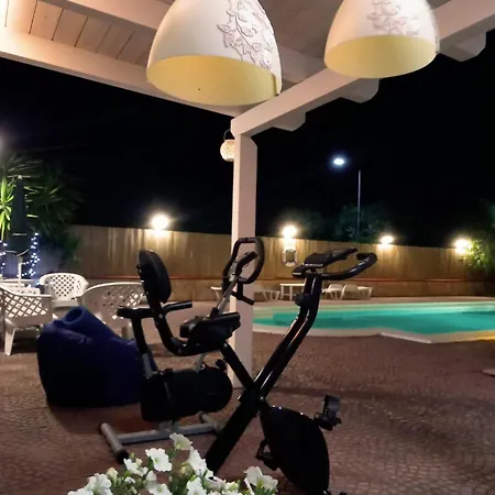 Piscina Pepe Rosa مكان تخييم *